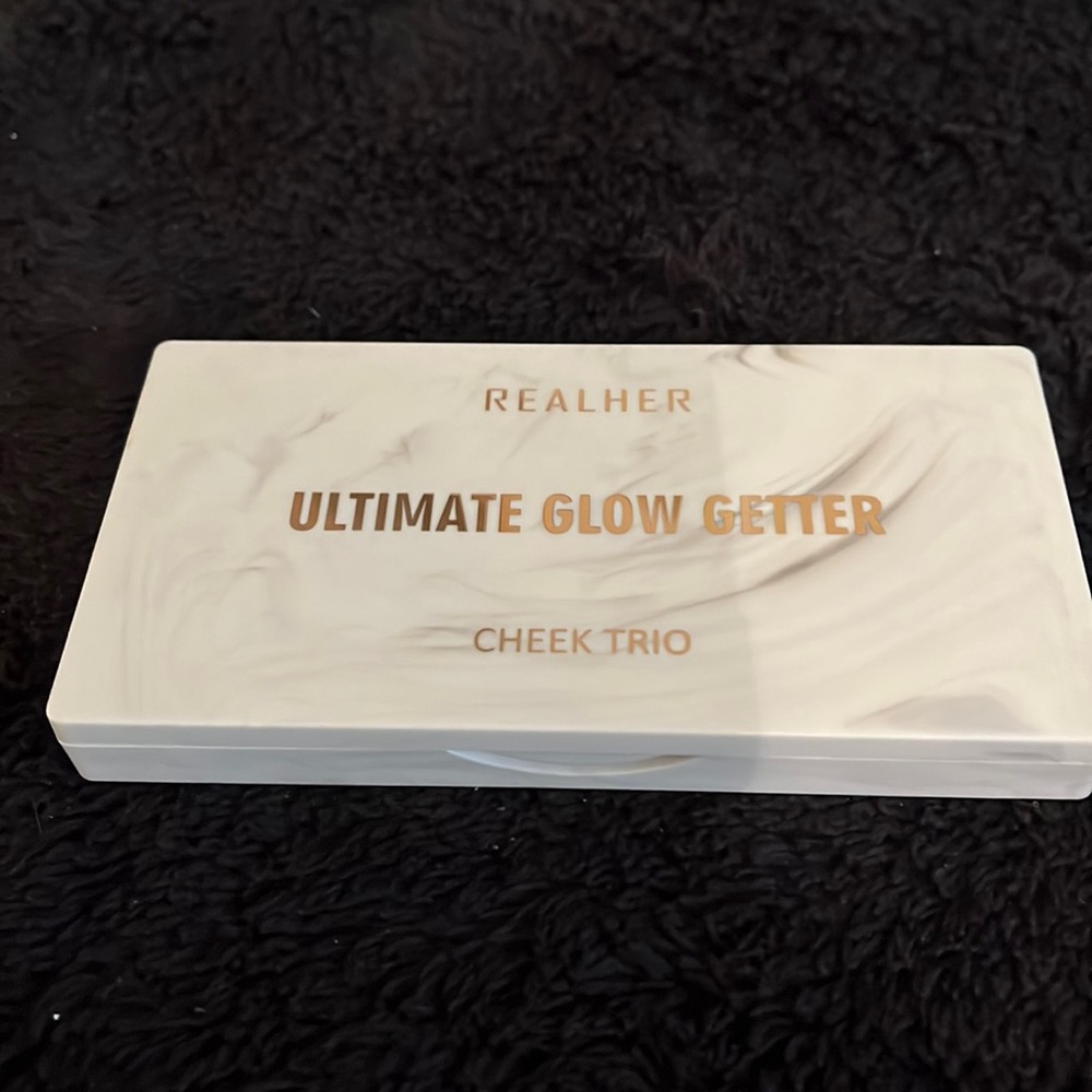 REALHER Ultimate Glow Glitter